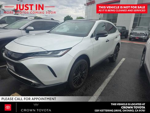 Used 2024 Toyota Venza Nightshade AWD/4WD image 1