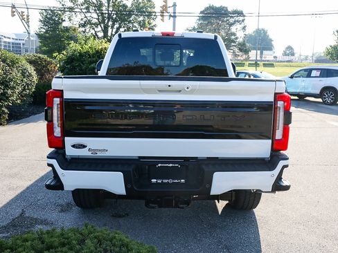 Certified 2025 Ford F250 Platinum AWD/4WD image 5