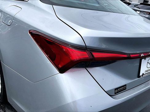 Used 2020 Toyota Avalon Limited w/ Advanced Safety Package FWD image 30