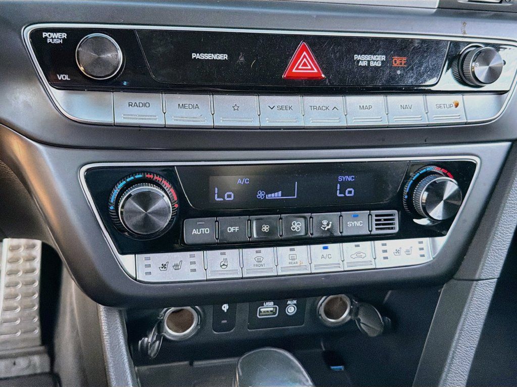 Used 2018 Hyundai Sonata Limited FWD image 11