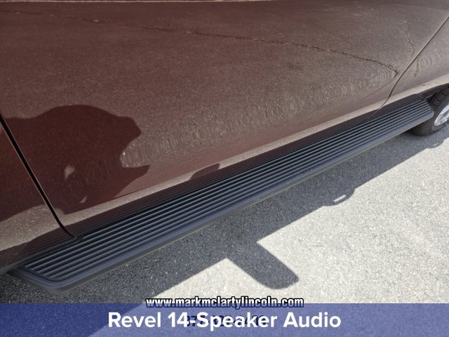 New 2027 Lincoln Navigator Premiere AWD/4WD image 8