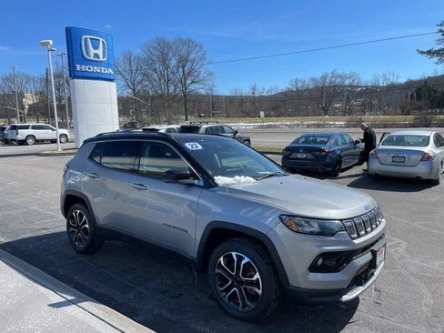 Used 2022 Jeep Compass Limited w/ Sun and Sound Group AWD/4WD image 5
