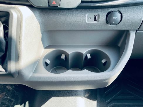 New 2025 Ford Transit 250 148 Medium Roof w/ Load Area Protection Package image 39