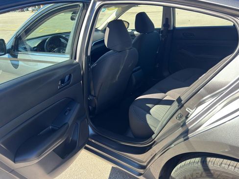 Used 2023 Nissan Altima 2.5 S image 31