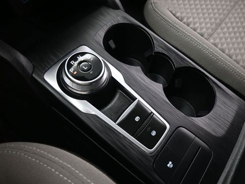 Used 2022 Ford Escape SE image 16