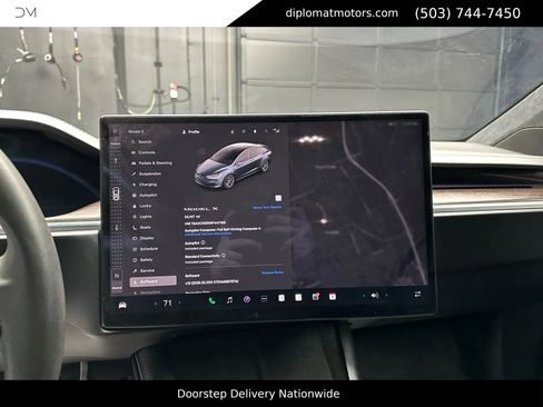 Used 2024 Tesla Model X image 31