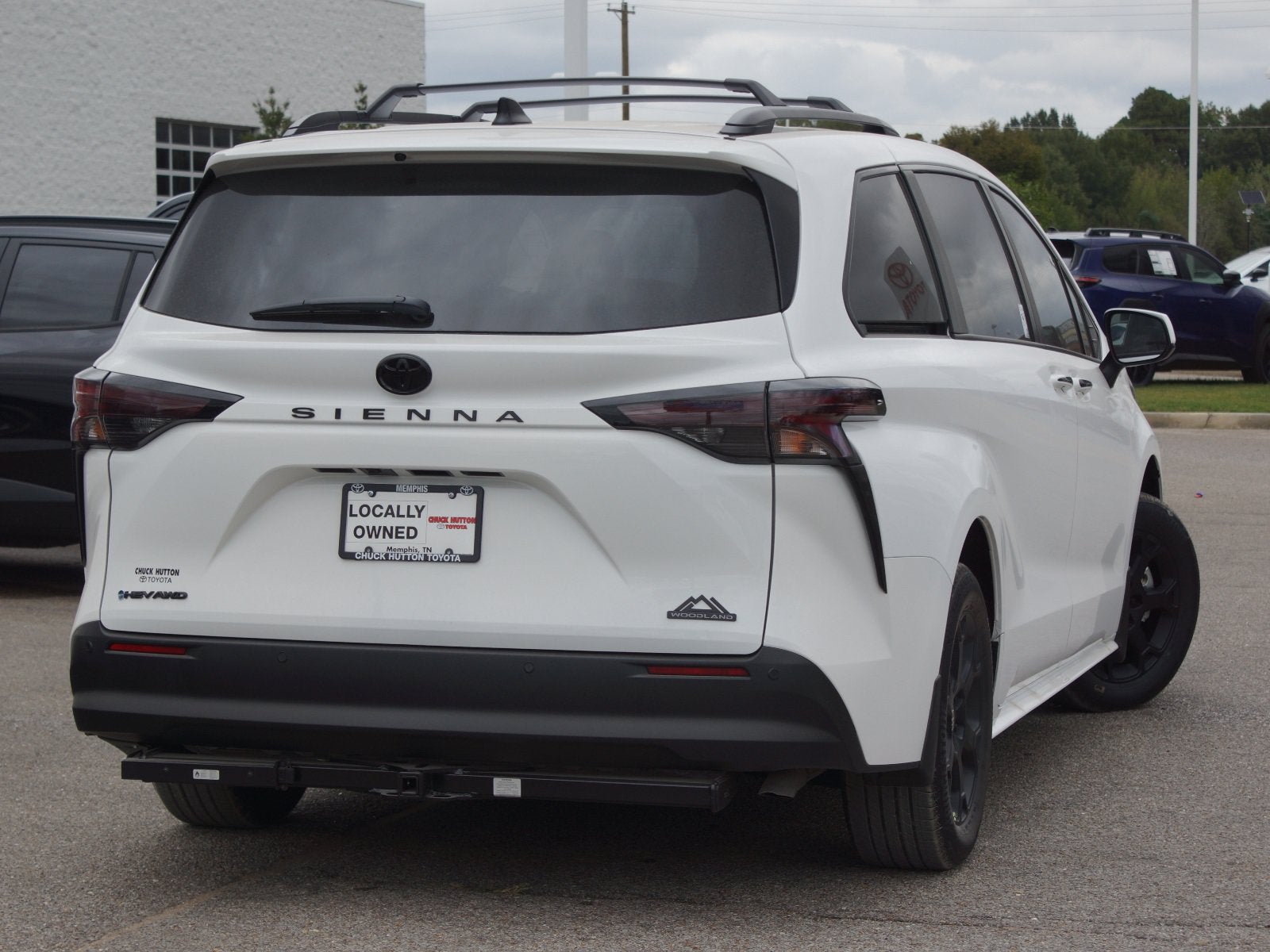 New 2026 Toyota Sienna XLE Woodland Edition AWD/4WD image 36
