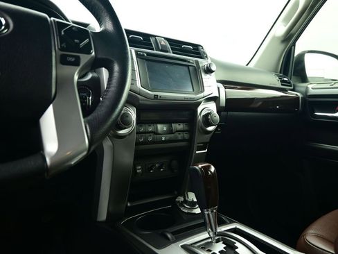 Used 2016 Toyota 4Runner Limited image 59