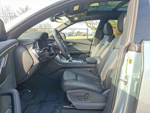 Certified 2023 Audi Q8 Premium image 14