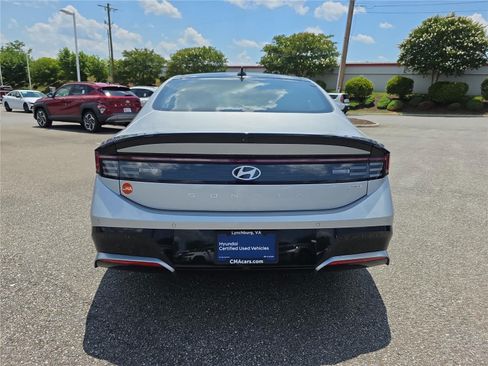 Certified 2025 Hyundai Sonata Limited FWD image 21