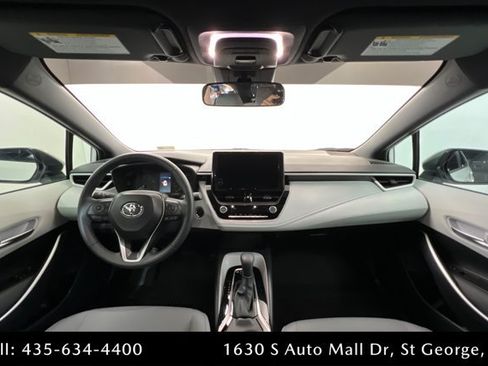 Used 2025 Toyota Corolla SE FWD image 9