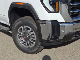 New 2026 GMC Sierra 2500 SLT w/ SLT Convenience Package video 3