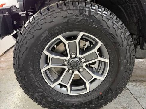 New 2026 Jeep Gladiator Mojave image 9