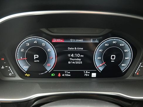 Used 2025 Audi Q3 2.0T Premium Plus w/ Premium Plus Package image 31