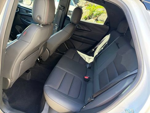 Used 2023 Chevrolet TrailBlazer RS w/ Technology Package AWD/4WD image 19