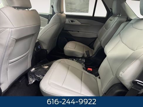 New 2026 Ford Explorer Active image 21