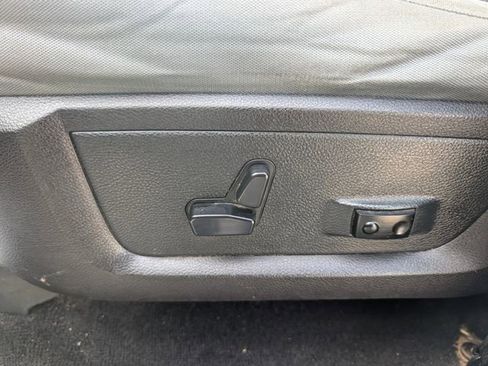 Used 2014 RAM 1500 Big Horn image 25