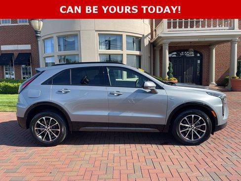 Used 2024 Cadillac XT4 Sport FWD image 7