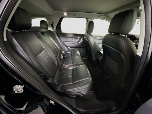 Used 2019 Land Rover Discovery Sport HSE image 27