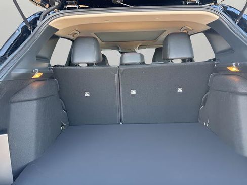 New 2026 Nissan Kicks SR w/ SR Premium Package AWD/4WD image 32