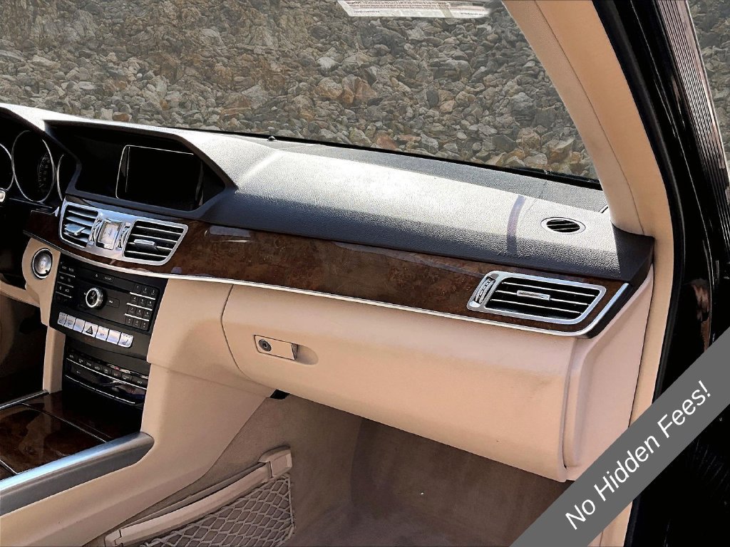 Used 2016 Mercedes-Benz E 350 4MATIC Sedan w/ Premium Package image 12