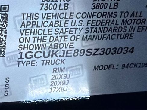 Certified 2025 Chevrolet Silverado 1500 High Country w/ Technology Package image 33