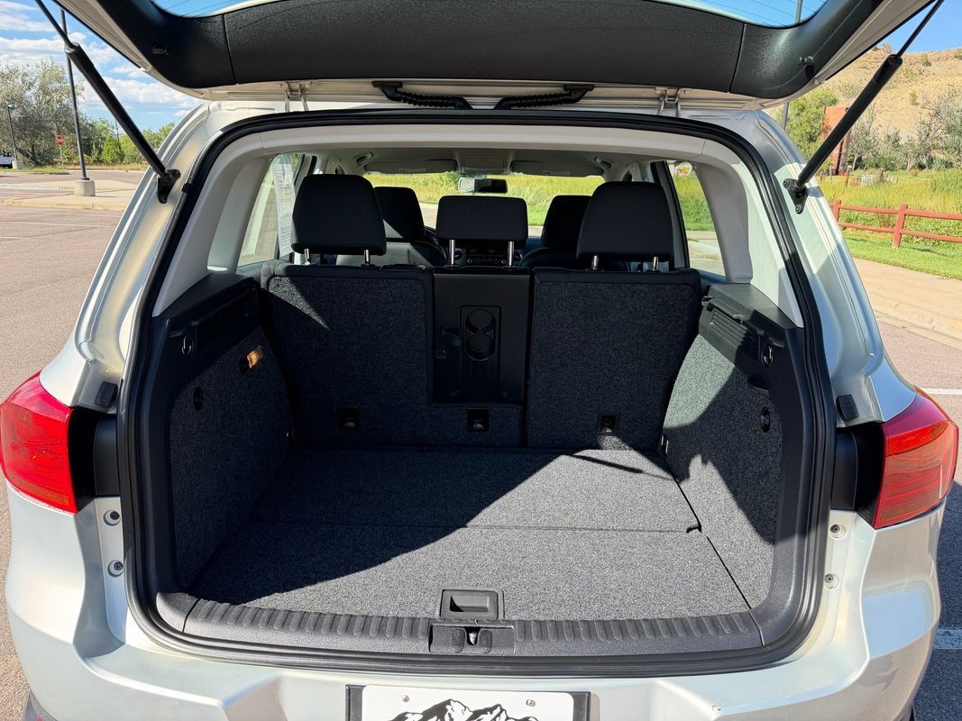 Used 2014 Volkswagen Tiguan S AWD/4WD image 16