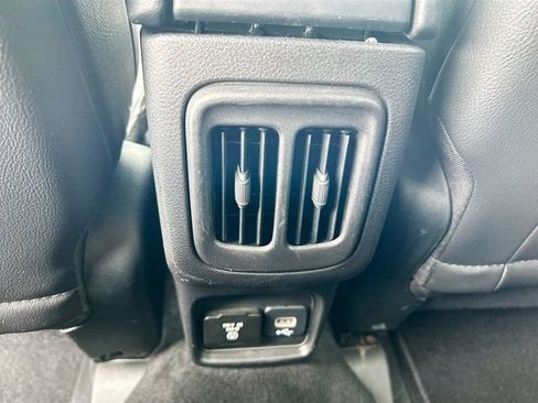 Used 2019 Jeep Compass Latitude w/ Popular Equipment Group AWD/4WD image 32