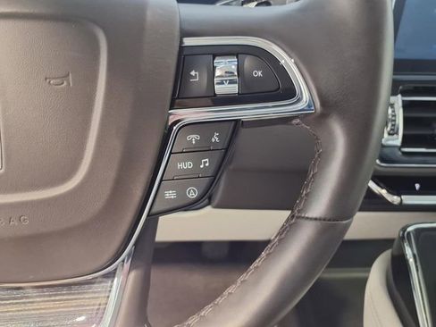 Used 2024 Lincoln Navigator Black Label AWD/4WD image 11