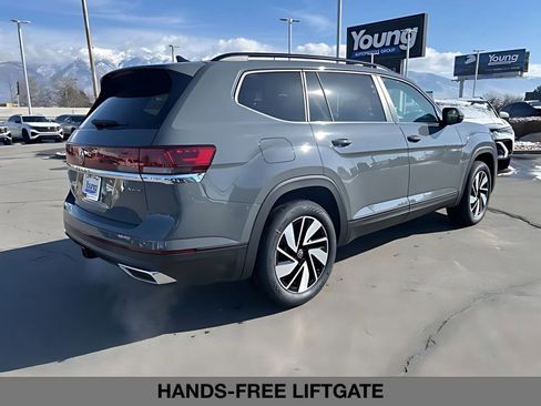New 2026 Volkswagen Atlas SE image 5