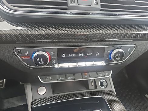 Used 2023 Audi SQ5 Premium Plus image 27