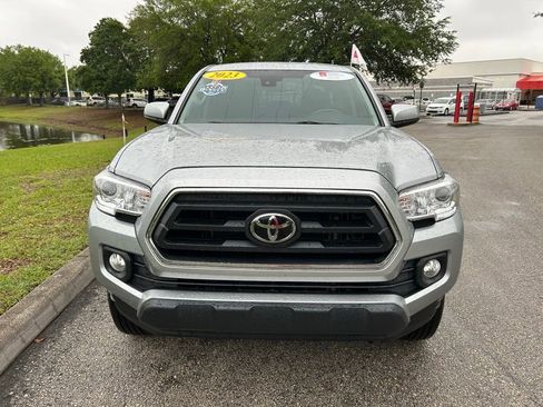 Certified 2023 Toyota Tacoma SR5 AWD/4WD image 8