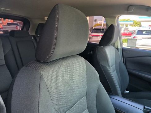 Used 2024 Nissan Rogue SV image 14