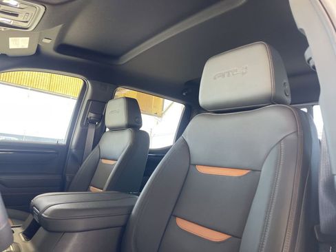 New 2026 GMC Sierra 1500 AT4 w/ AT4 Premium Package AWD/4WD image 19