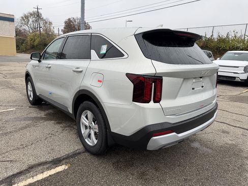 New 2026 Kia Sorento LX image 5