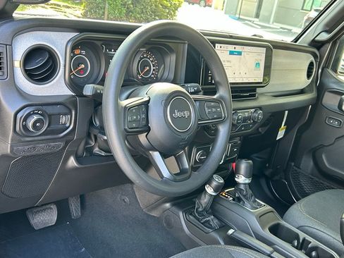 New 2026 Jeep Wrangler Sport AWD/4WD image 32