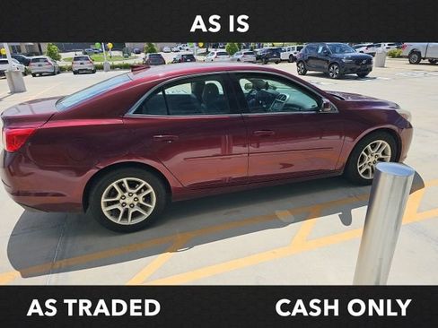 Used 2015 Chevrolet Malibu LT w/ Power Convenience Package image 8