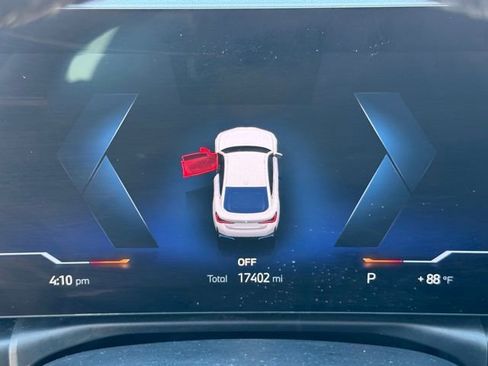 Used 2023 BMW i4 eDrive35 w/ Premium Package RWD image 27