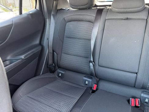 Used 2025 Chevrolet Equinox LT FWD image 39