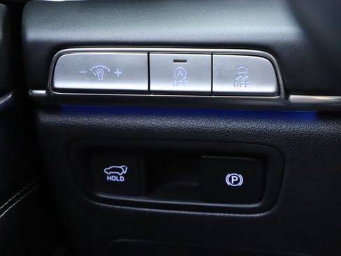 Used 2024 Genesis GV80 2.5T AWD/4WD image 39