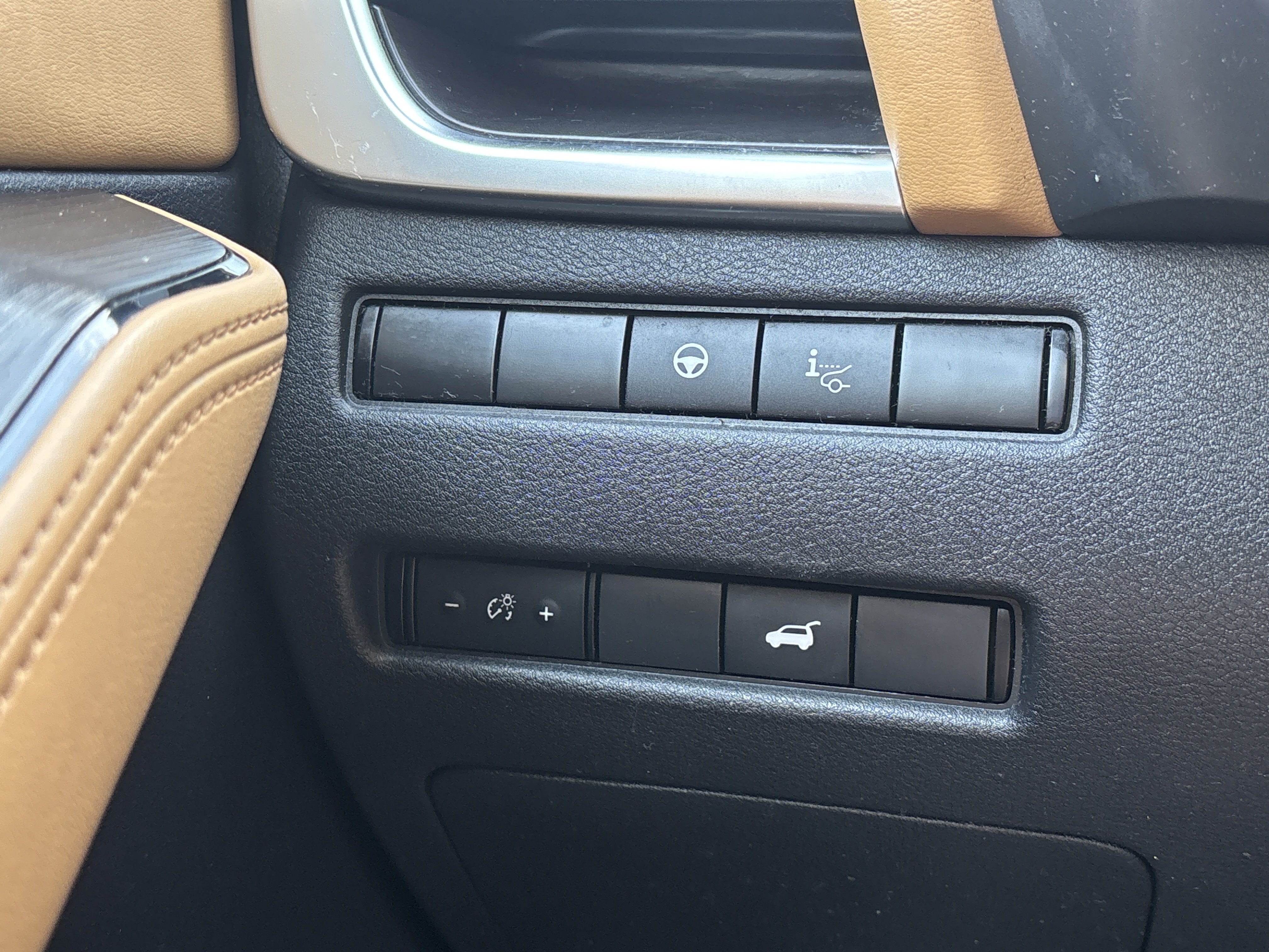Used 2021 Nissan Rogue Platinum FWD image 31