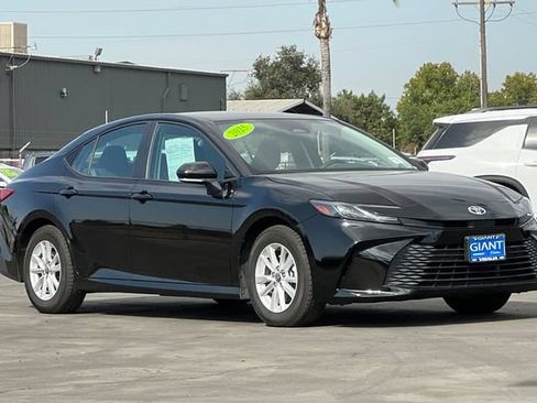 Used 2025 Toyota Camry LE FWD image 2