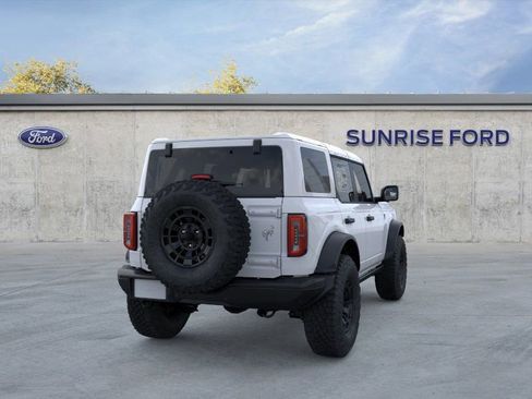 New 2026 Ford Bronco Badlands w/ Sasquatch Package image 8