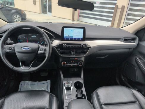 Used 2020 Ford Escape SEL image 13
