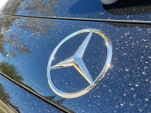 Certified 2026 Mercedes-Benz GLC 300 image 4