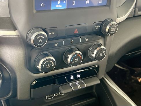 Used 2023 RAM 1500 Big Horn AWD/4WD image 15