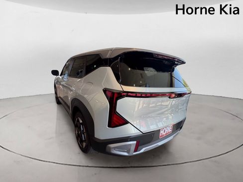 New 2027 Kia Seltos S FWD image 5