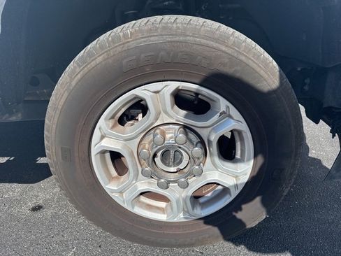 Used 2025 Ford F250 XLT image 26