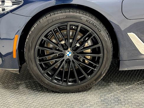 Used 2020 BMW 530e xDrive w/ Premium Package AWD/4WD image 38