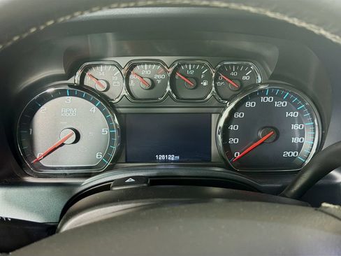 Used 2018 GMC Sierra 1500 SLE w/ Suspension Package, Off-Road AWD/4WD image 14